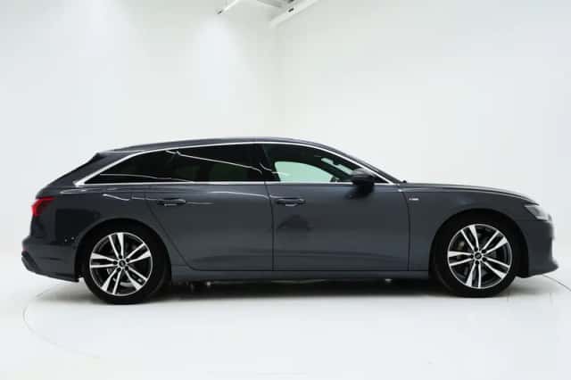 Audi A6 (2021) thumbnail 10