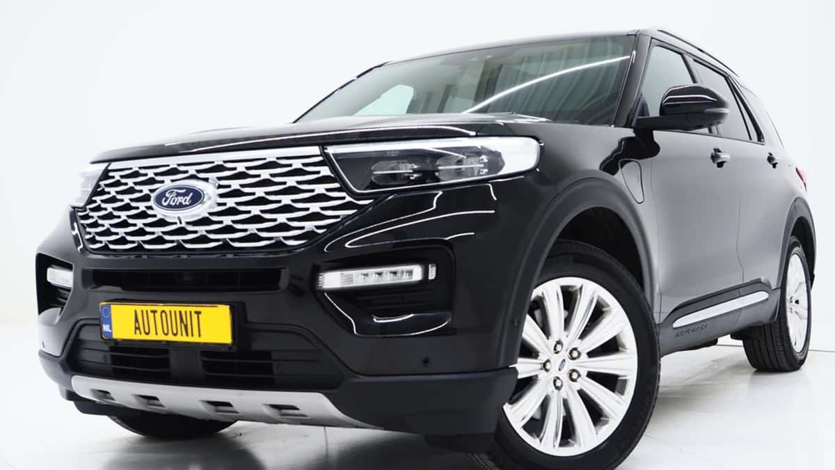 Ford Explorer (2021) — foto 1