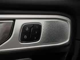 Ford Explorer (2021) thumbnail 19