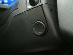 Ford Explorer (2021) thumbnail 25