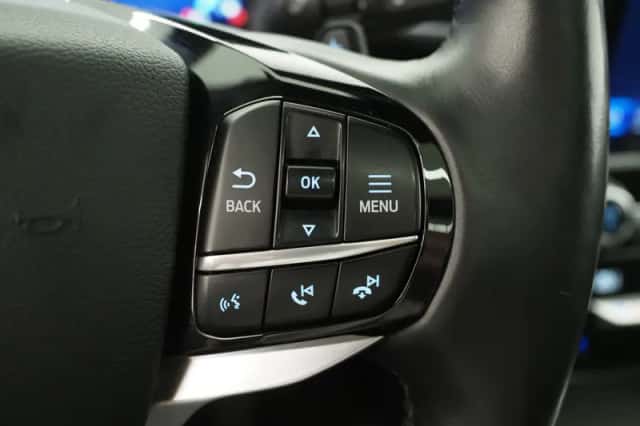 Ford Explorer (2021) thumbnail 27