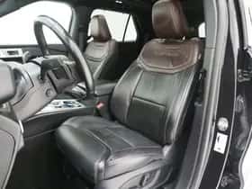 Ford Explorer (2021) thumbnail 4