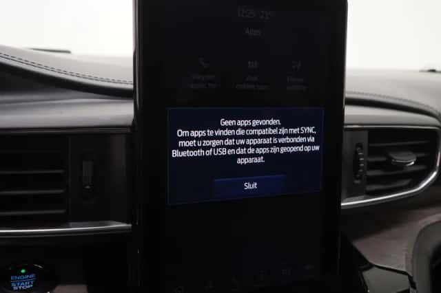 Ford Explorer (2021) thumbnail 32