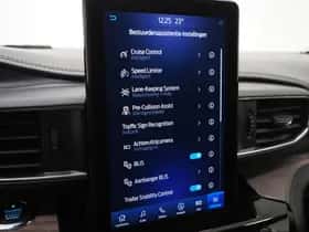 Ford Explorer (2021) thumbnail 33