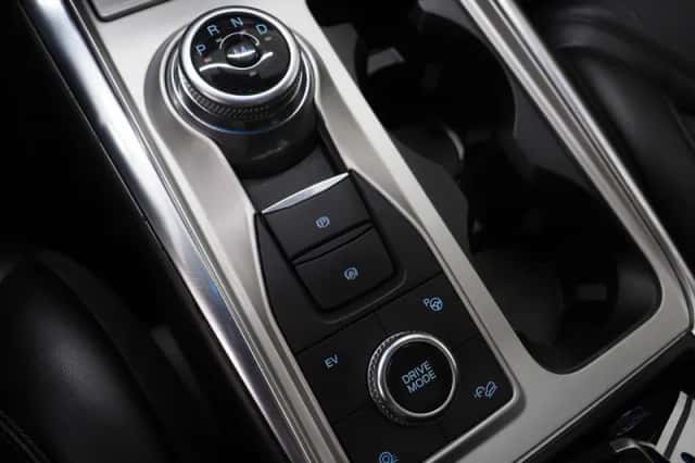 Ford Explorer (2021) thumbnail 40