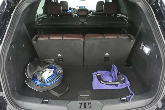 Ford Explorer (2021) thumbnail 46