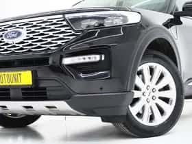 Ford Explorer (2021) thumbnail 6