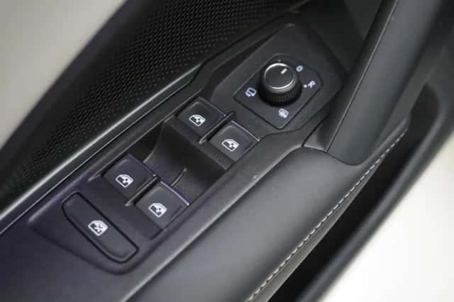 Volkswagen Tiguan (2025) thumbnail 19
