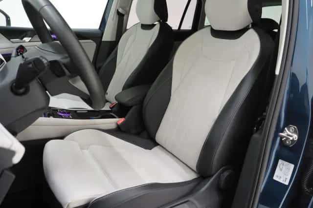 Volkswagen Tiguan (2025) thumbnail 4