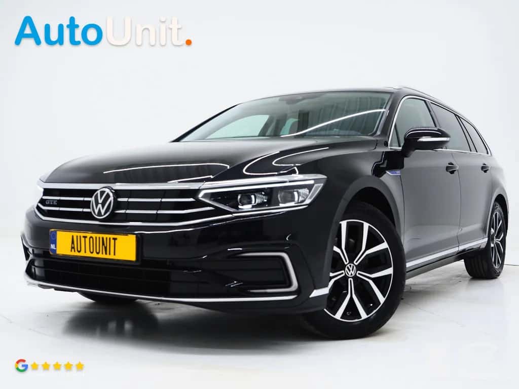 Volkswagen Passat (2021) — foto 1