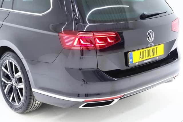 Volkswagen Passat (2021) thumbnail 13