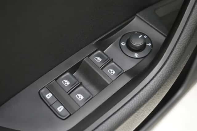 Škoda Superb (2022) thumbnail 17