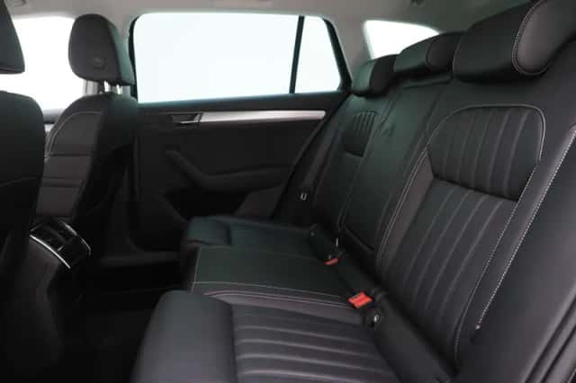Škoda Superb (2022) thumbnail 35
