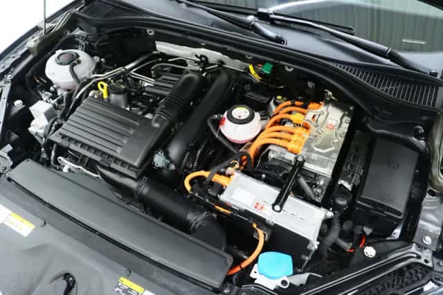 Škoda Superb (2022) thumbnail 7