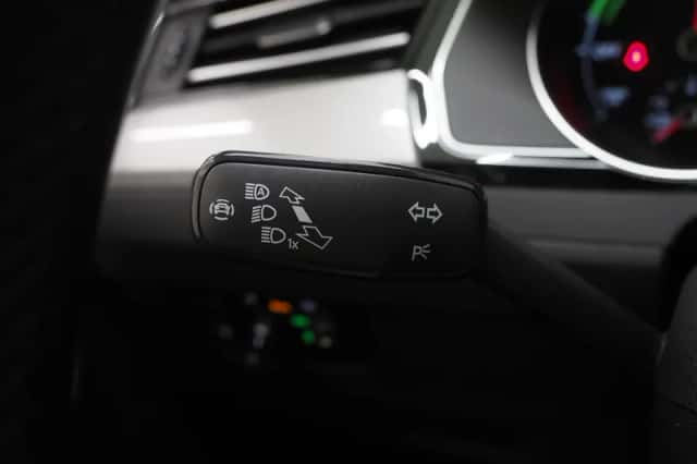 Volkswagen Passat (2022) thumbnail 21