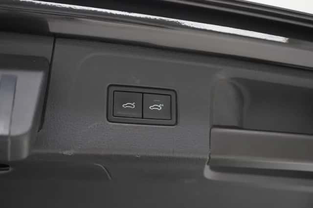 Volkswagen Passat (2022) thumbnail 39