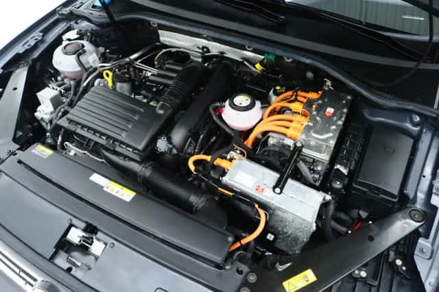 Volkswagen Passat (2022) thumbnail 7