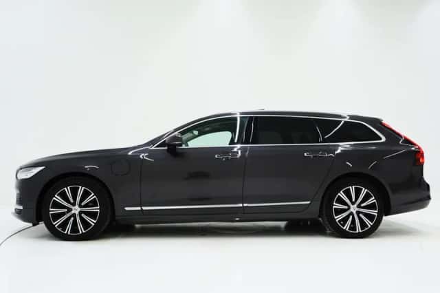 Volvo V90 (2021) thumbnail 2