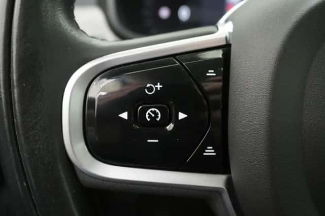 Volvo V90 (2021) thumbnail 23