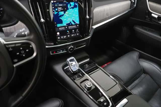 Volvo V90 (2021) thumbnail 37