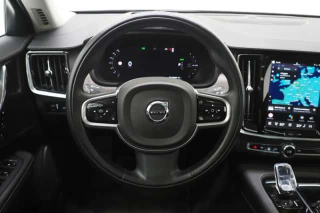 Volvo V90 (2021) thumbnail 39