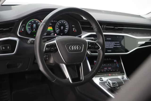 Audi A6 (2023) thumbnail 17