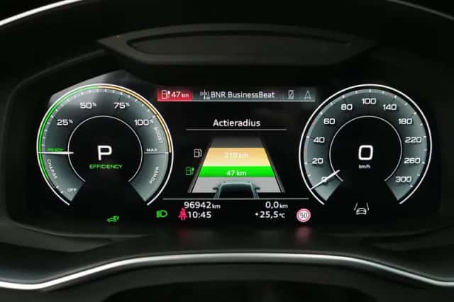 Audi A6 (2023) thumbnail 29