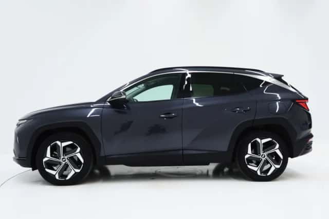 Hyundai Tucson (2022) thumbnail 2