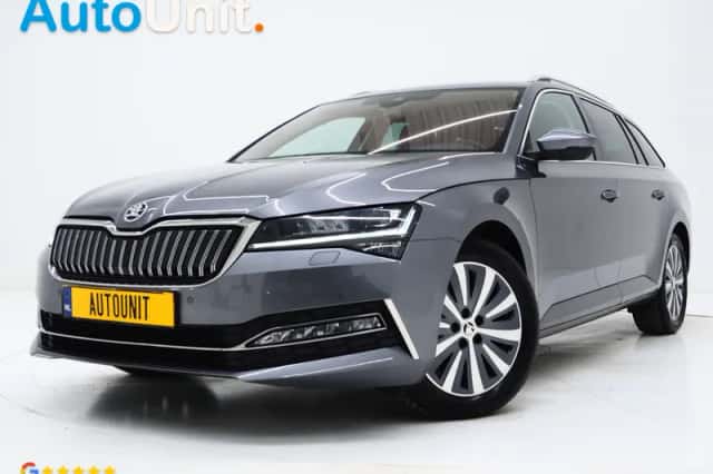 Škoda Superb (2022) thumbnail 1