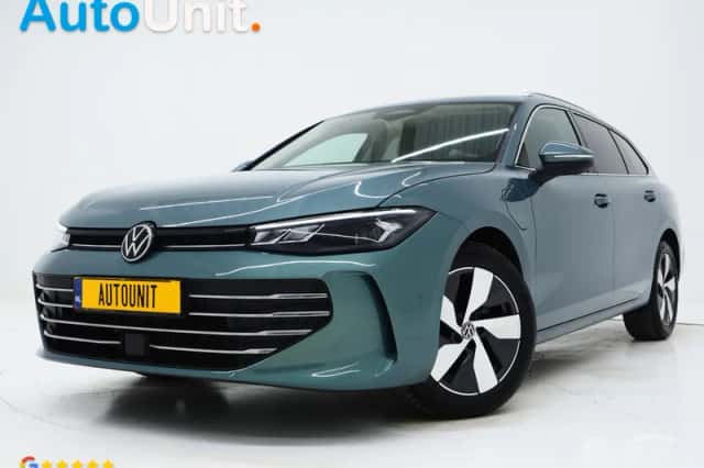Volkswagen Passat (2025) thumbnail 1