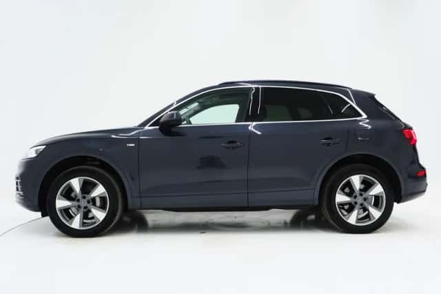 Audi Q5 (2021) thumbnail 2