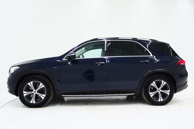 Mercedes-Benz GLE (2021) thumbnail 2