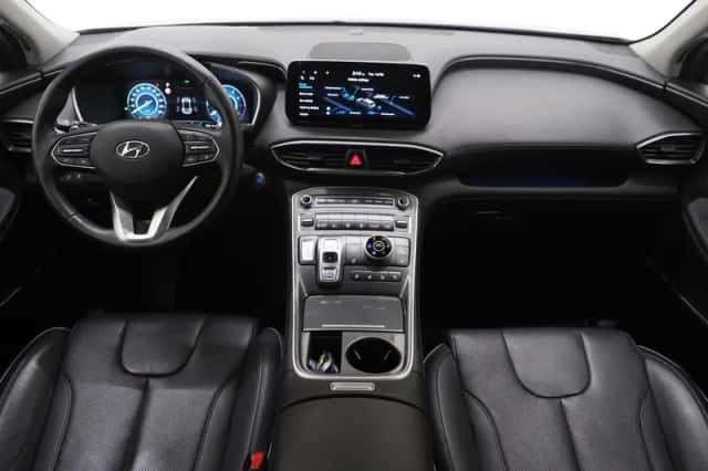 Hyundai Santa Fe (2022) thumbnail 5