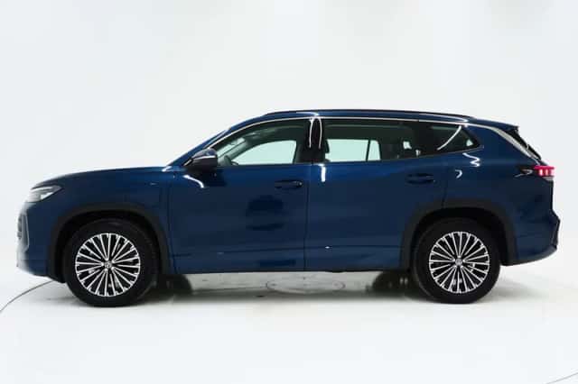Volkswagen Tayron (2025) thumbnail 2