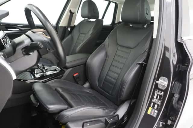 BMW X3 (2021) thumbnail 4