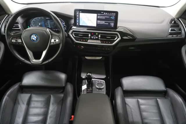 BMW X3 (2021) thumbnail 5