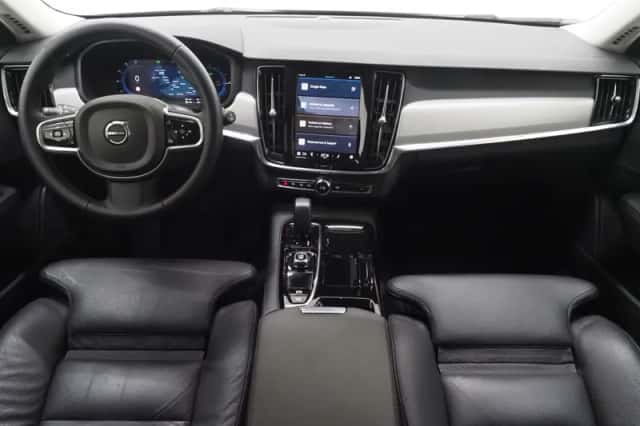 Volvo V90 (2023) thumbnail 5