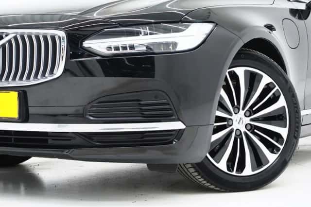 Volvo V90 (2023) thumbnail 6