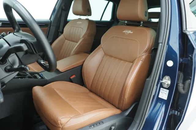 Škoda Superb (2022) thumbnail 4