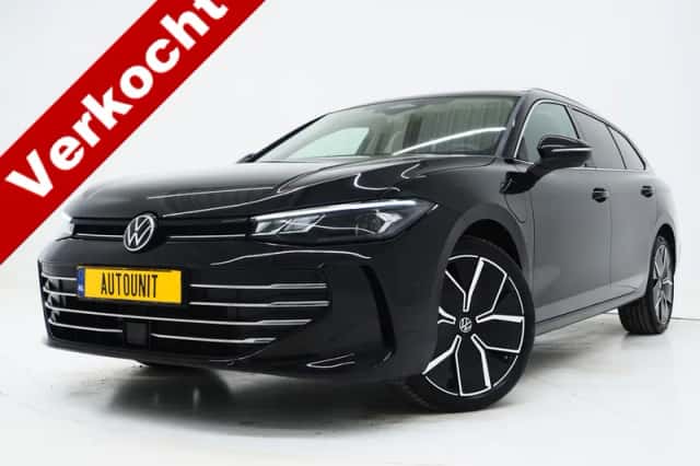 Volkswagen Passat (2025) thumbnail 1