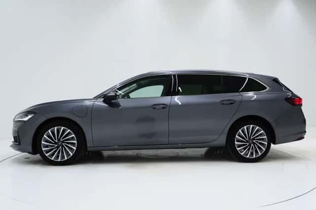 Škoda Superb (2025) thumbnail 2