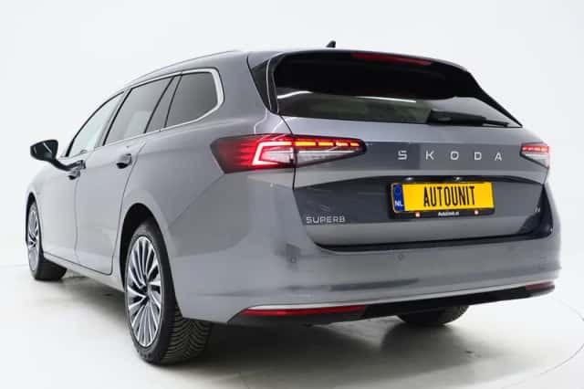 Škoda Superb (2025) thumbnail 3