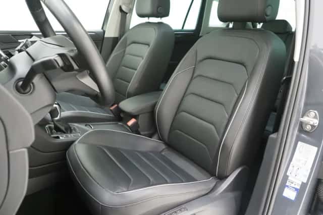 Volkswagen Tiguan (2022) thumbnail 4