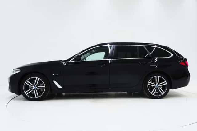 BMW 5-Serie (2023) thumbnail 2