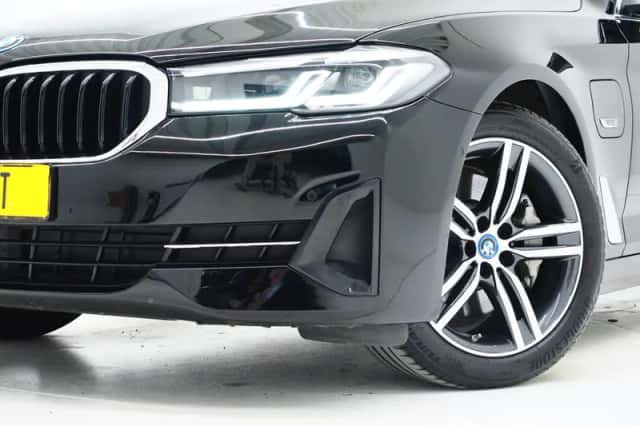 BMW 5-Serie (2023) thumbnail 6
