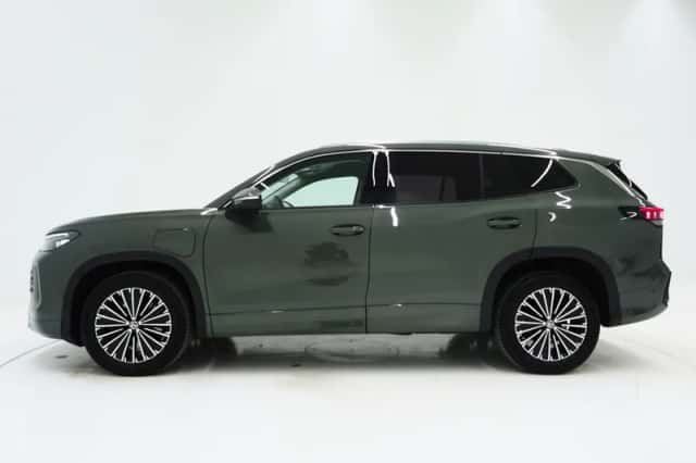 Volkswagen Tayron (2025) thumbnail 2