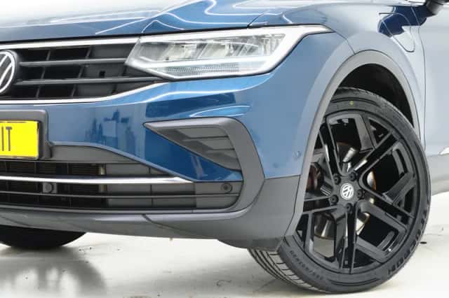 Volkswagen Tiguan (2022) thumbnail 6