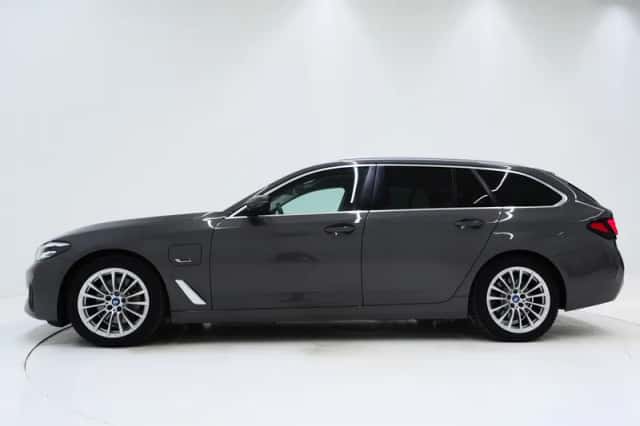 BMW 5-Serie (2021) thumbnail 2