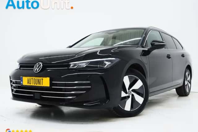 Volkswagen Passat (2025) thumbnail 1