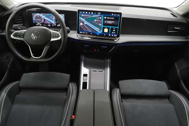 Volkswagen Passat (2025) thumbnail 5